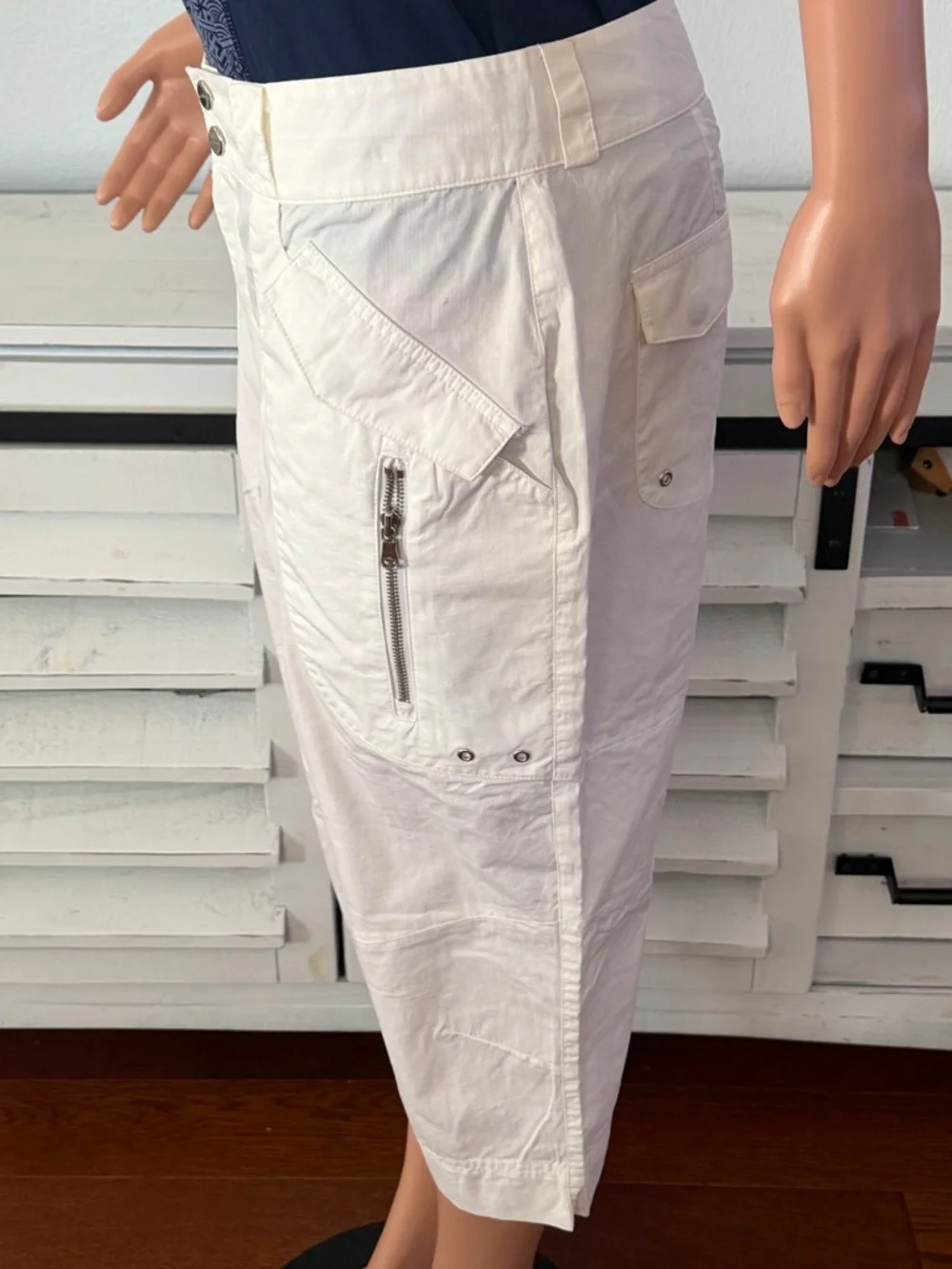 Lauren by Ralph Lauren White Capri Cargo Zip Pocket Utility Bermuda Shorts Sz 12 - Picture 7 of 12